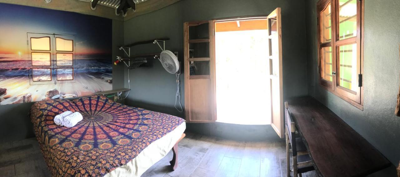 La Casa Naranja Hotell Brig Bay Exteriör bild